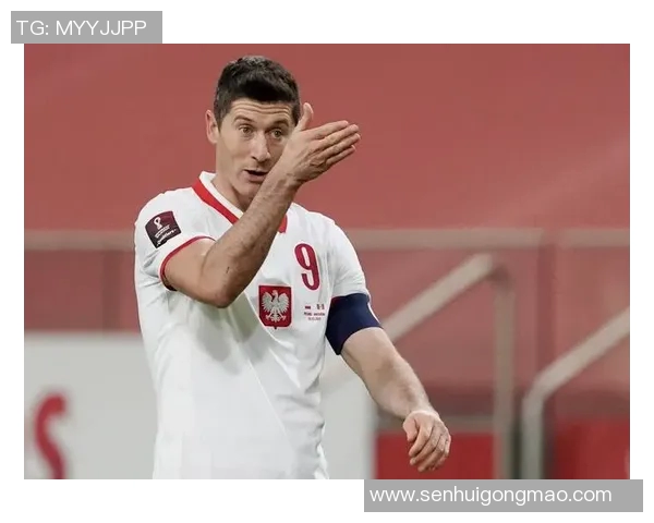 为足球球星配音的幕后英雄是谁揭秘与明星球员的声音之谜